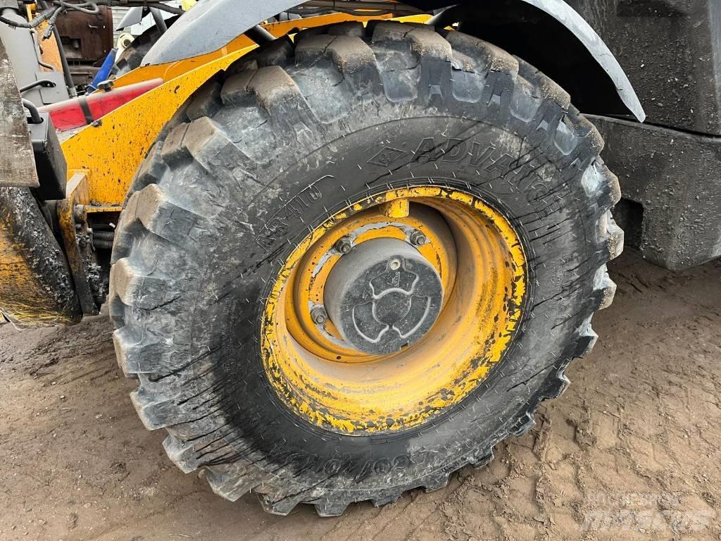 JCB 540-140 Teleskopski viličari