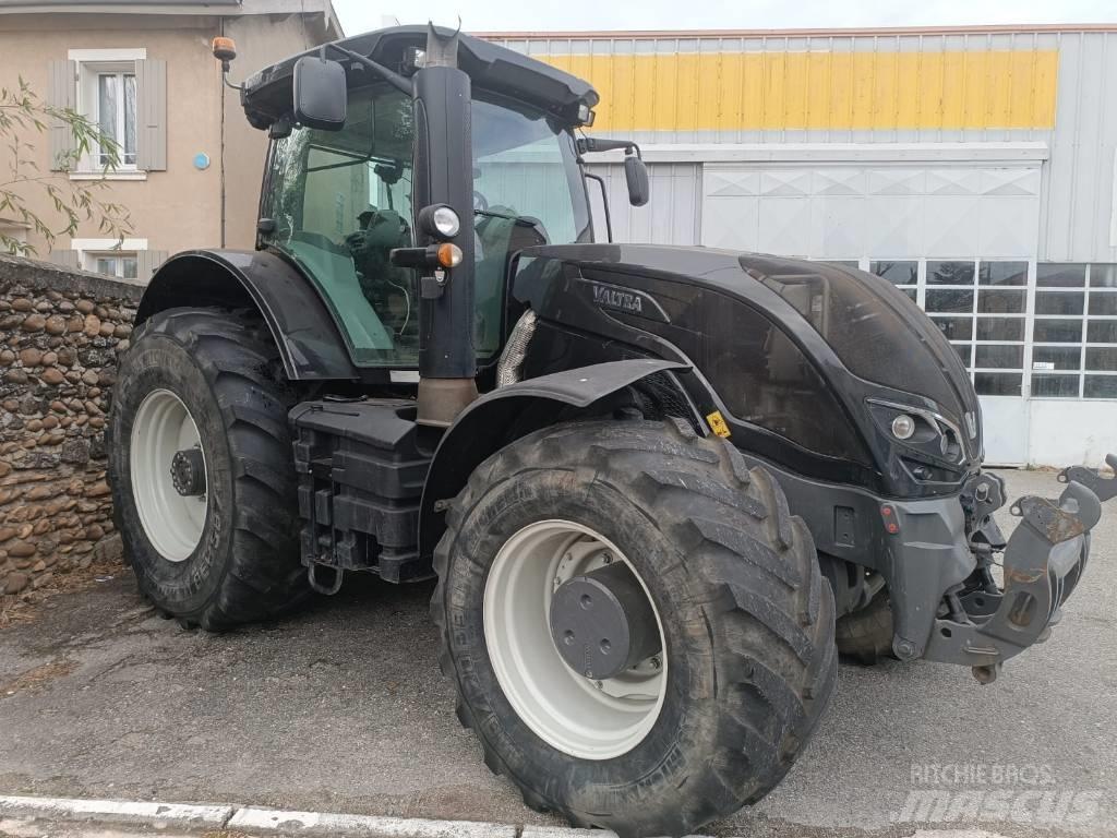 Valtra S 374 Traktori