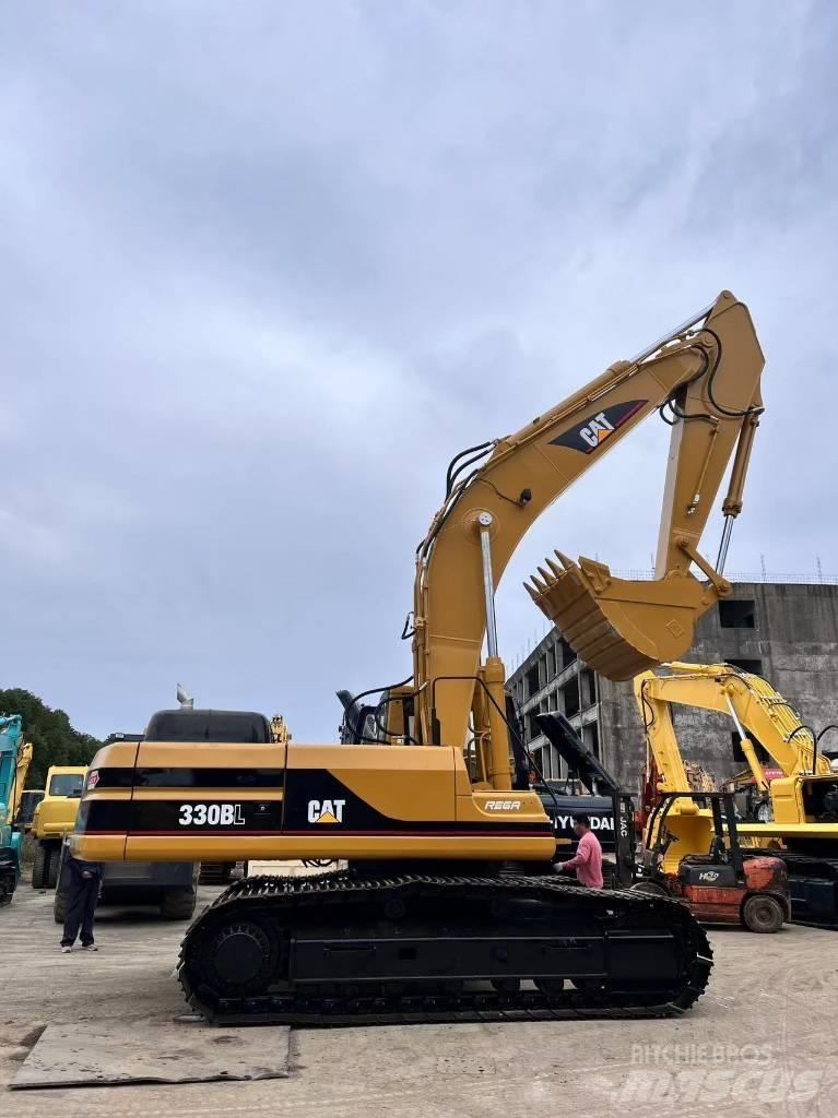 CAT 330 B Bageri gusjeničari