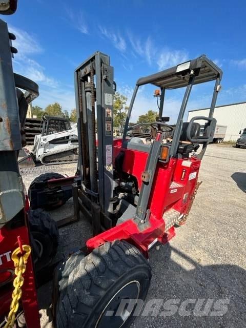 Moffett 4way M55.4 Terenski viličar
