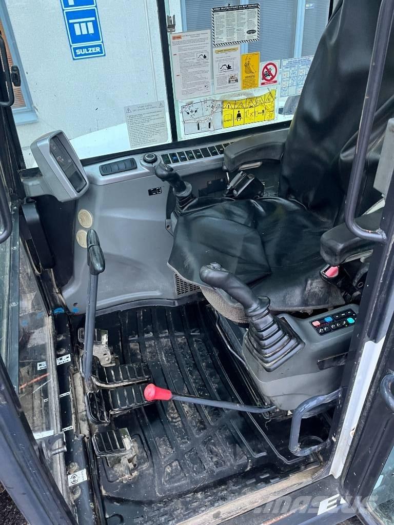 Bobcat E 60 Mini bageri <7t