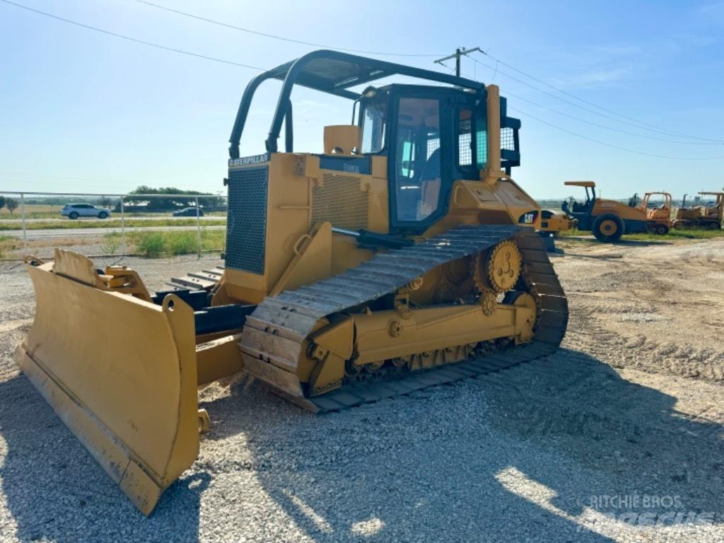 CAT D 6 M LGP Buldožeri gusjeničari