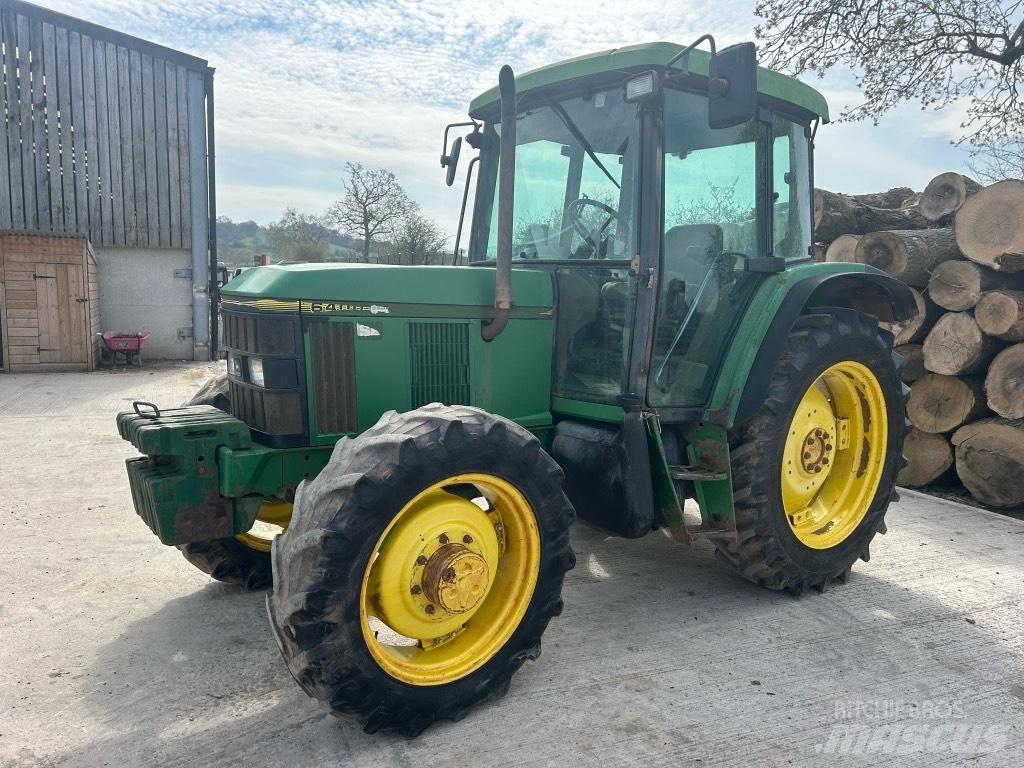 John Deere 6400 Kompaktni (mali) traktori