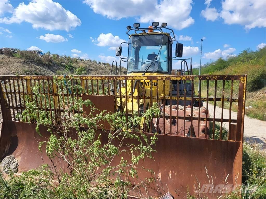 Komatsu WF 450T-3 Građevinarstvo – ostalo