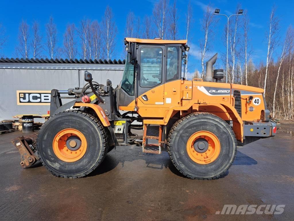 Doosan DL 220 Utovarivači na kotačima