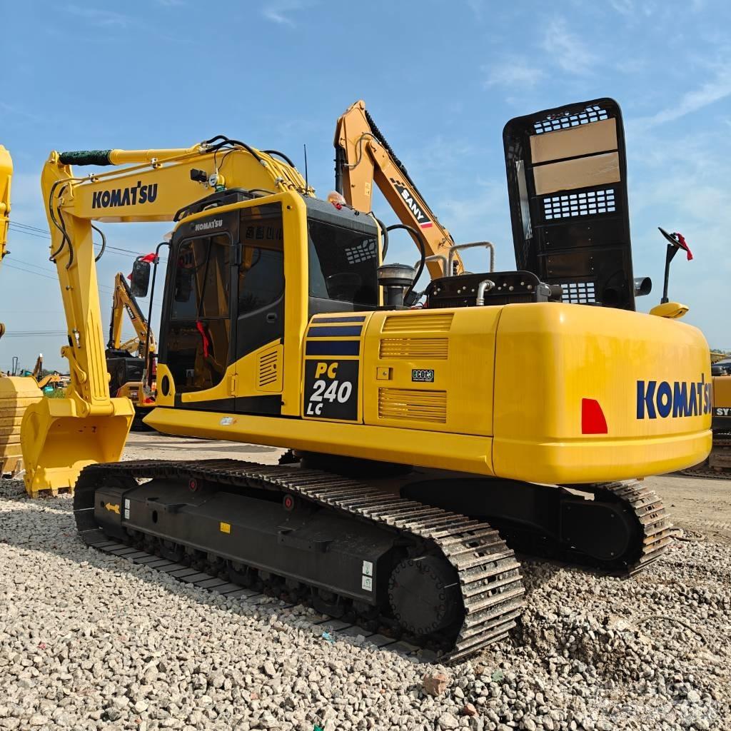 Komatsu 240LC-8 Bageri gusjeničari