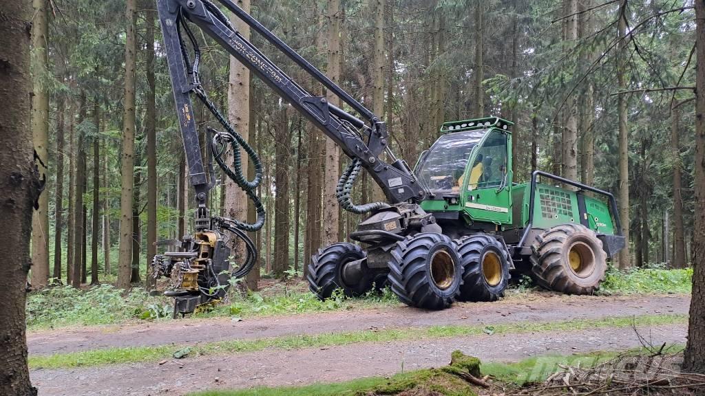 John Deere 1070 D Harversteri