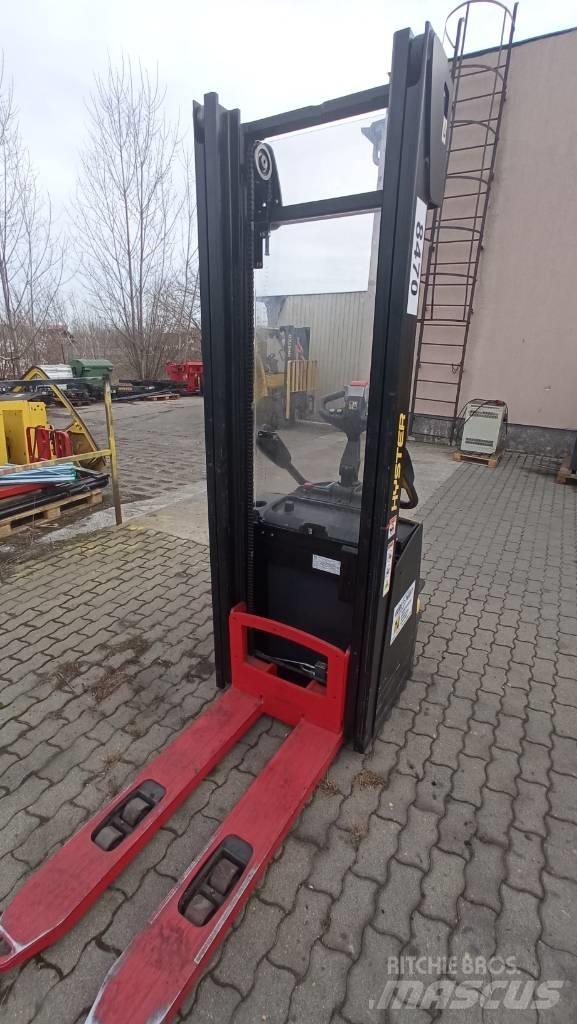 Hyster S1.4S Ručni električni viličar