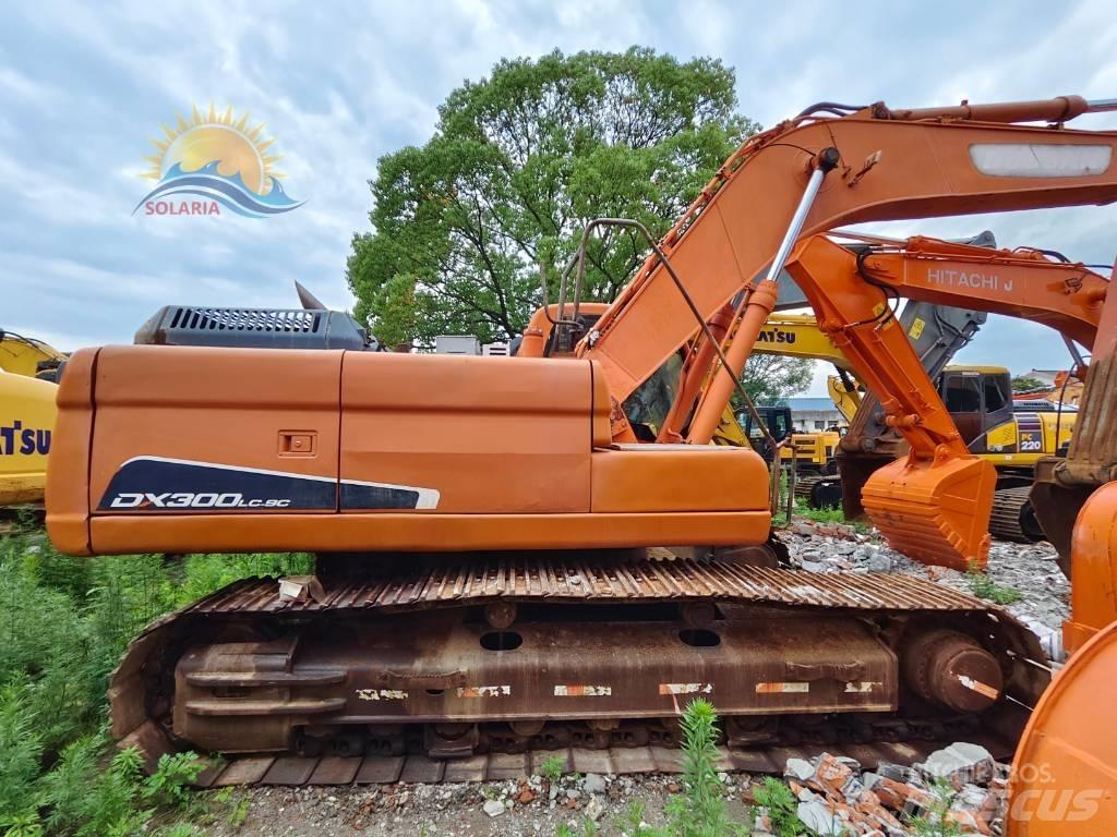 Doosan DX 300 LC Bageri gusjeničari