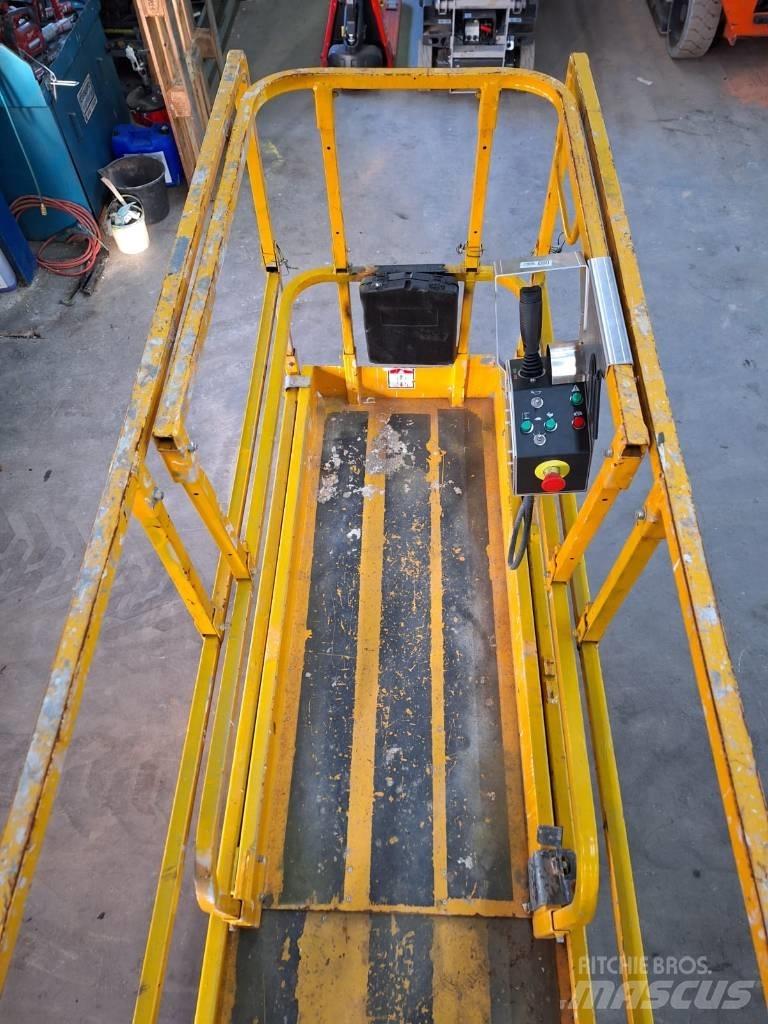 Haulotte Compact 8 Škaraste platforme