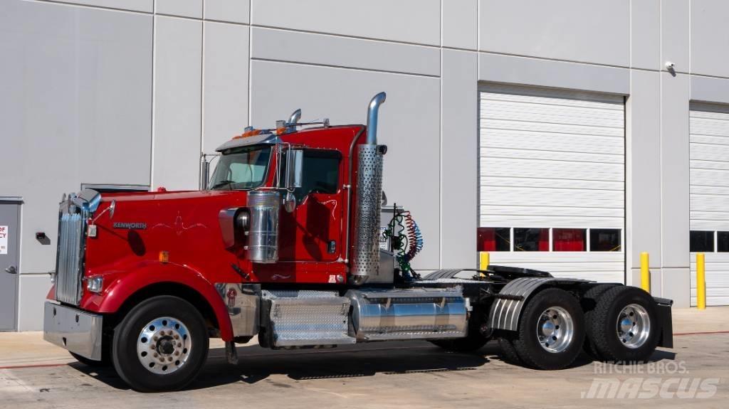 Kenworth W 900 Traktorske jedinice