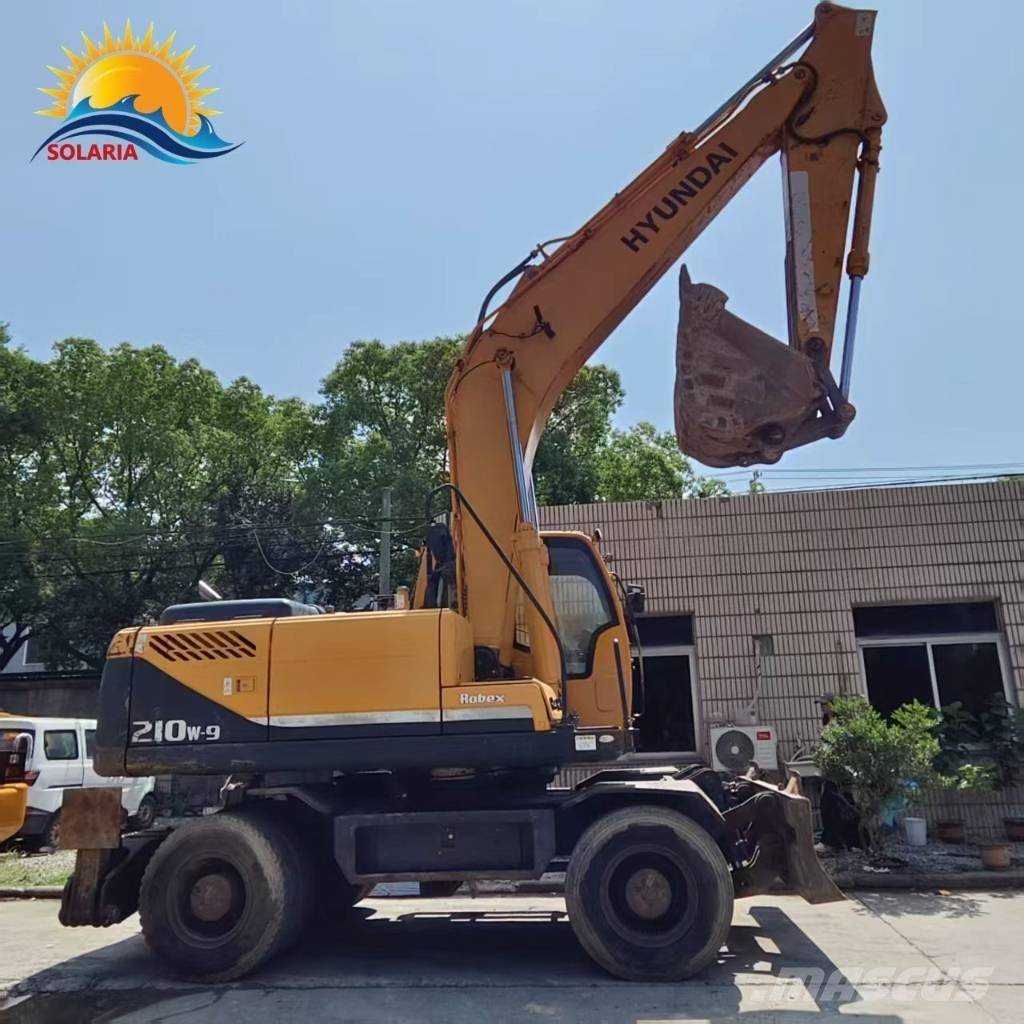 Hyundai r210w-9 Bageri na kotačima