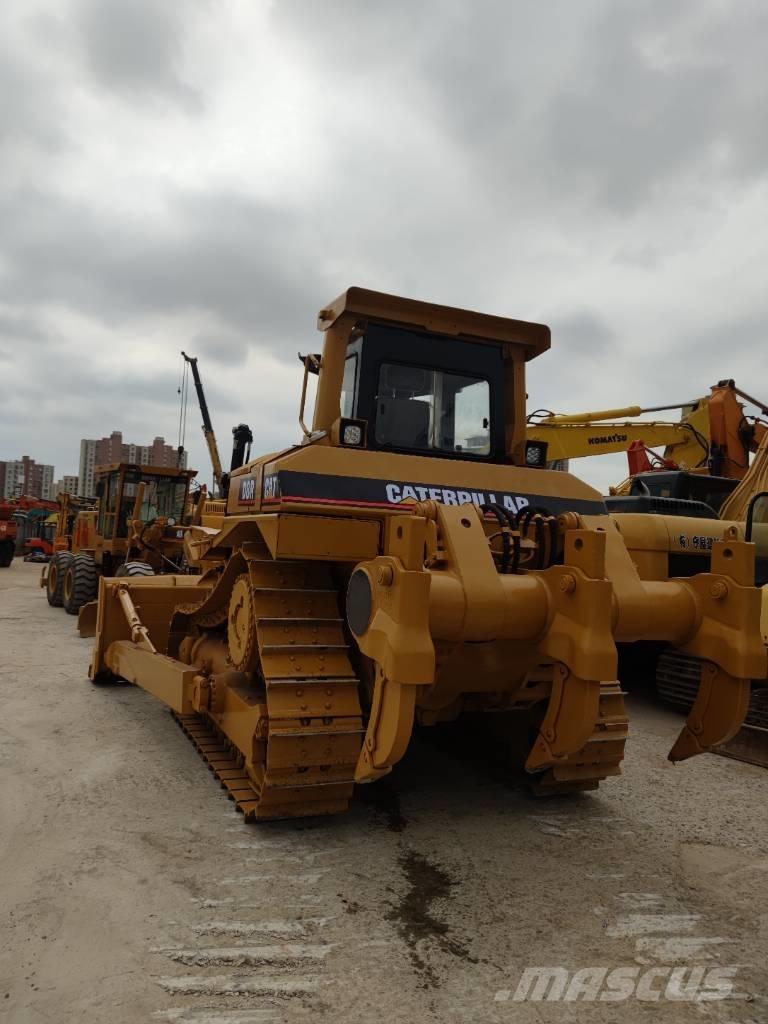 CAT D 8 R Buldožeri gusjeničari