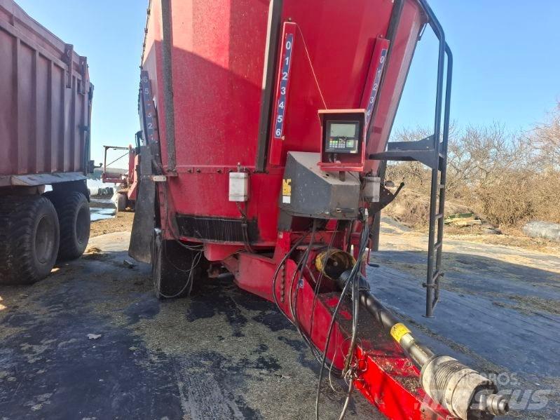 JF FEEDER VM 38 Hranilice za stoku