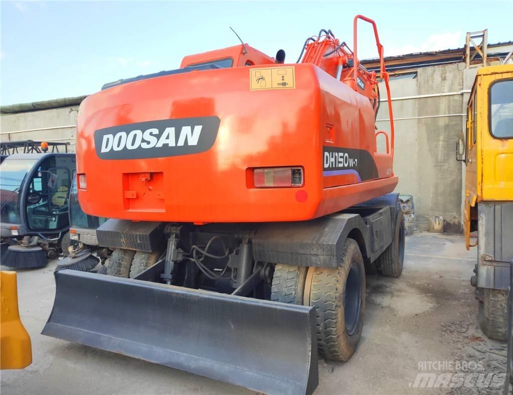 Doosan DH 150 W-7 Bageri na kotačima