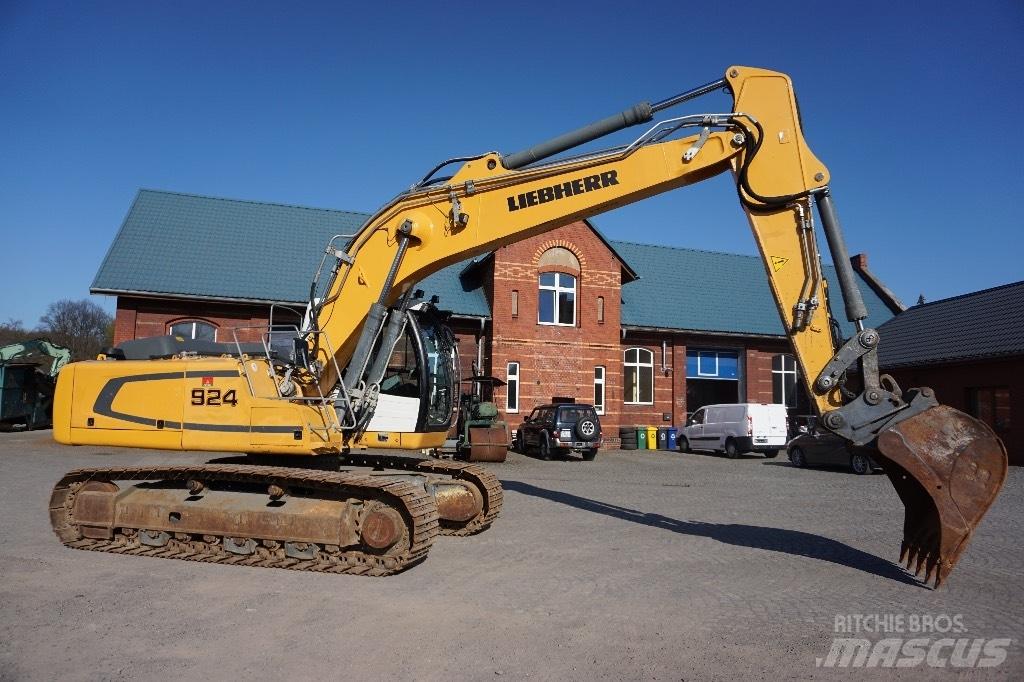 Liebherr R 924 LC Bageri gusjeničari