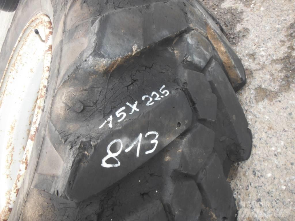 Michelin 15R22.5 Gume, kotači i naplatci