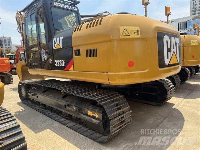 CAT 323 D L Bageri gusjeničari