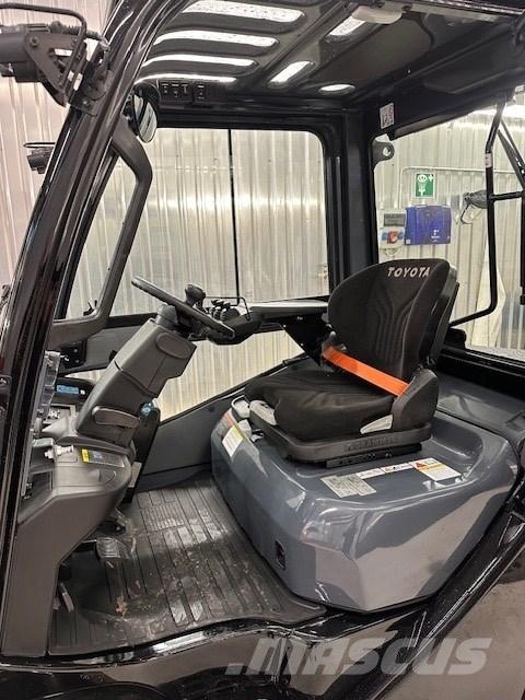 Toyota 52-8 FDF 30 Dizelski viličari