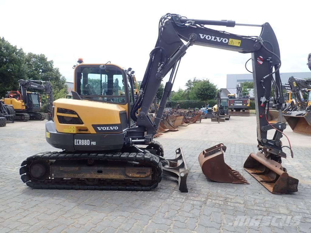 Volvo ECR 88 D Midi bageri 7t – 12t