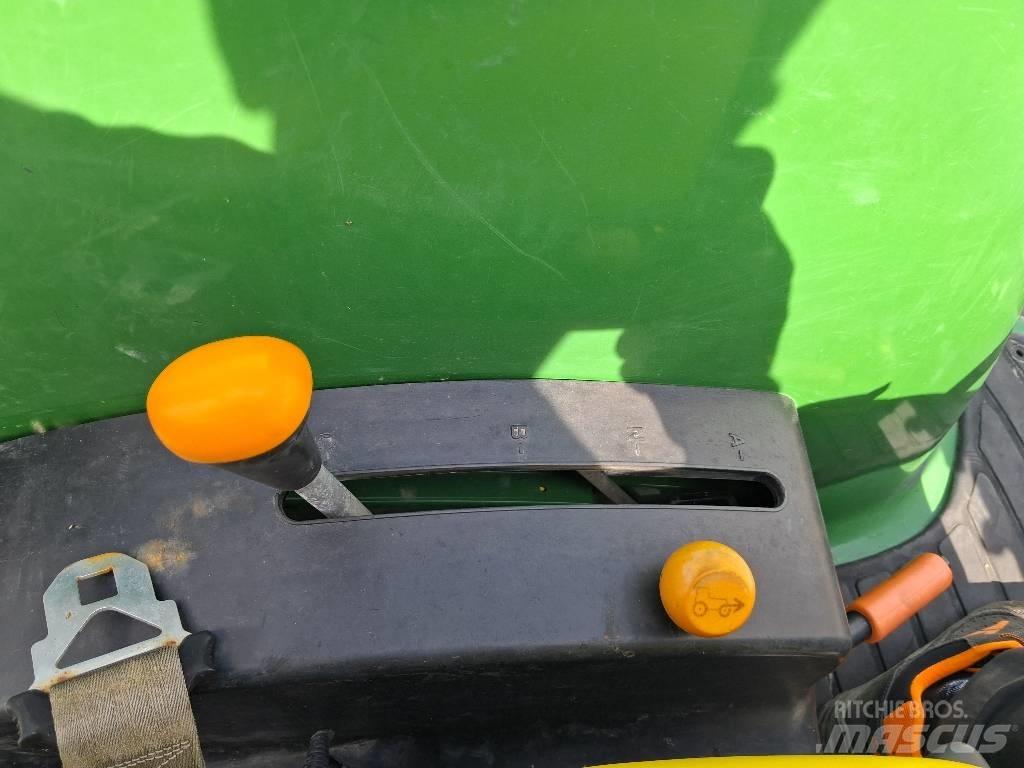 John Deere 4520 Traktori