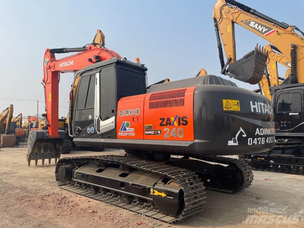 Hitachi 240 Bageri gusjeničari
