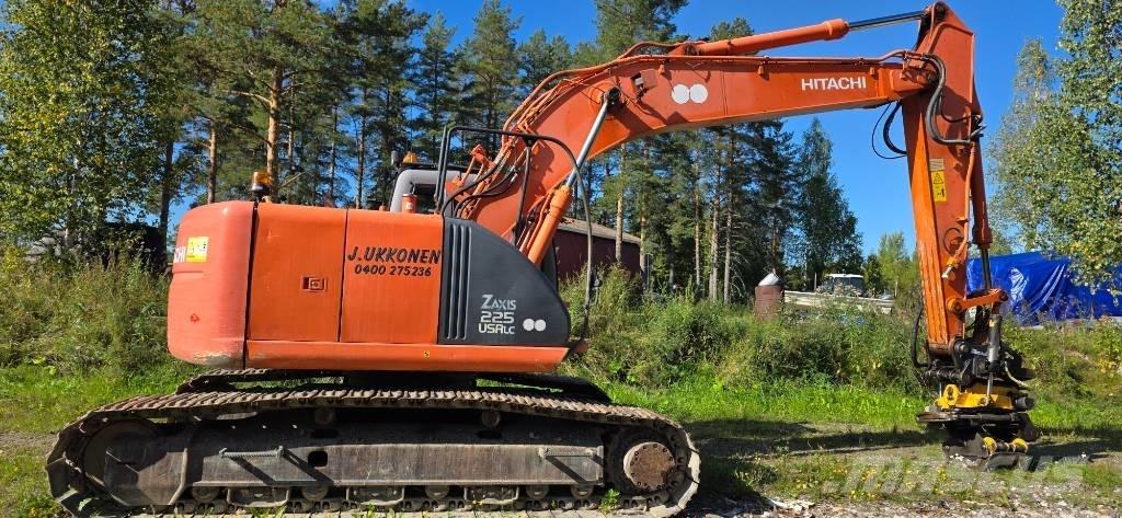 Hitachi ZX 225 USR Bageri gusjeničari