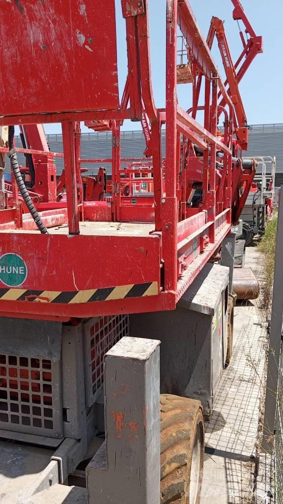JLG 260 MRT Škaraste platforme