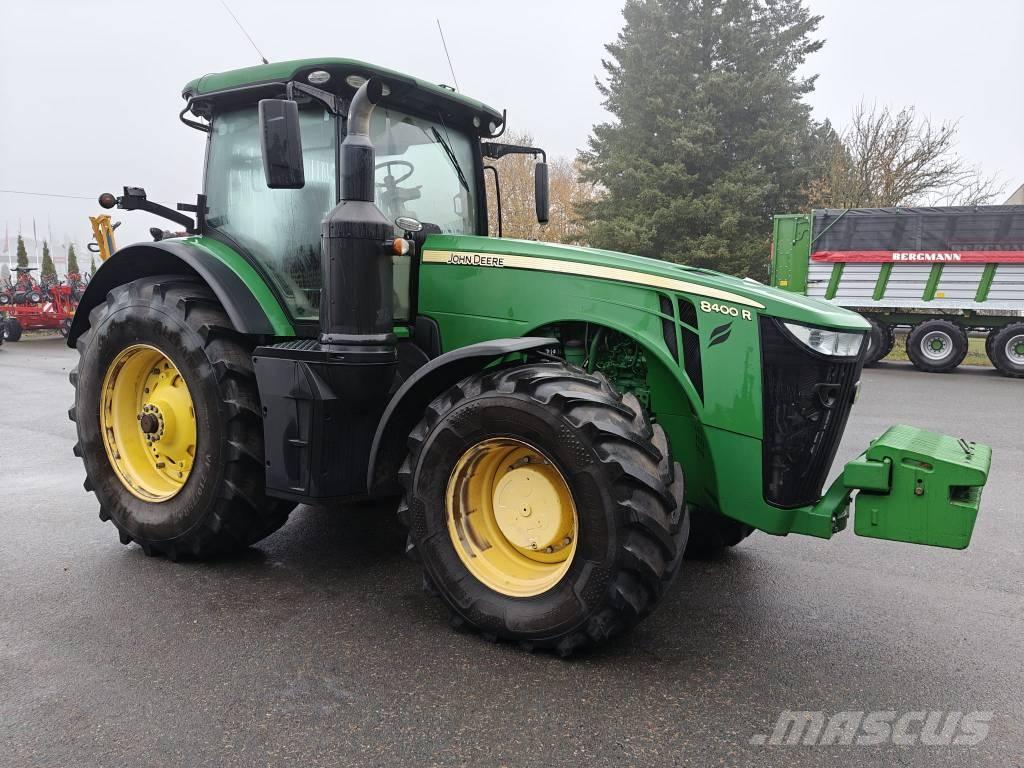 John Deere 8400R Traktori