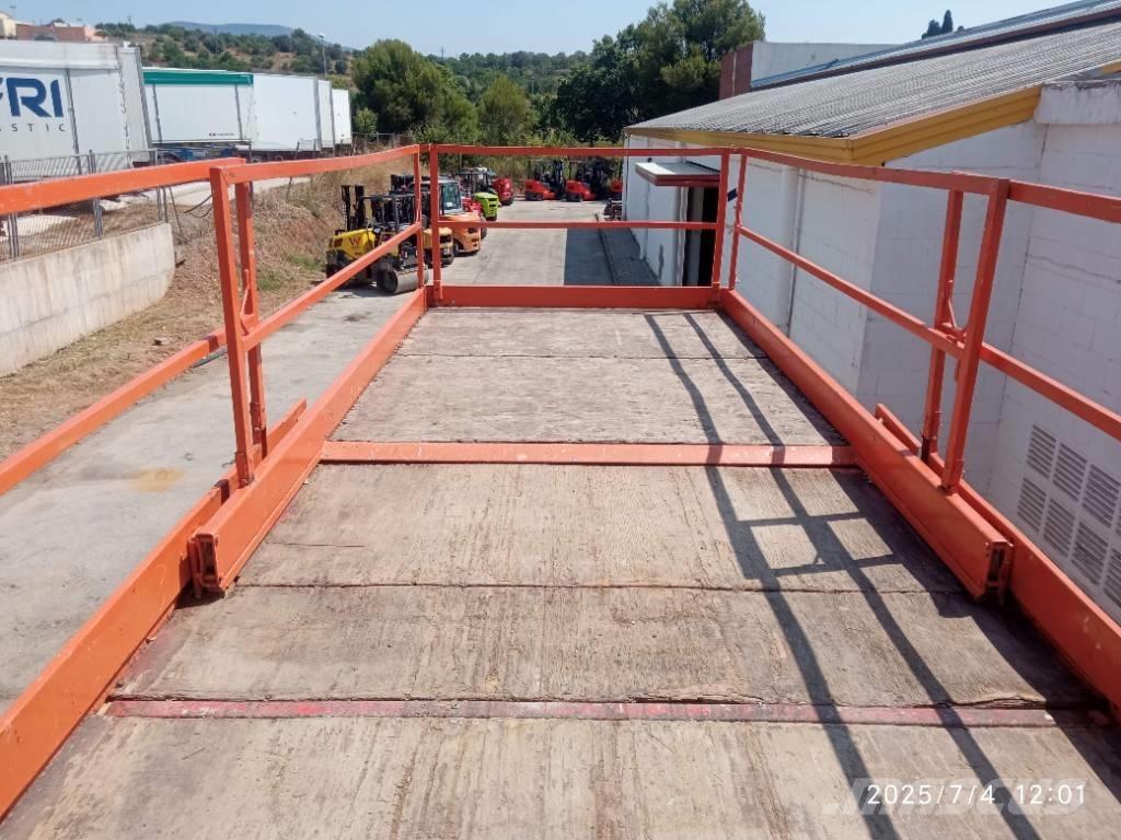 JLG 203-24 Škaraste platforme