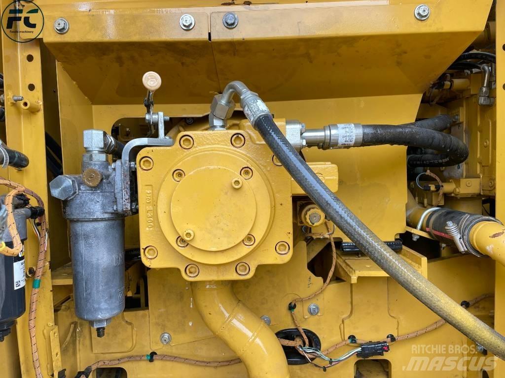 CAT 320 Bageri gusjeničari