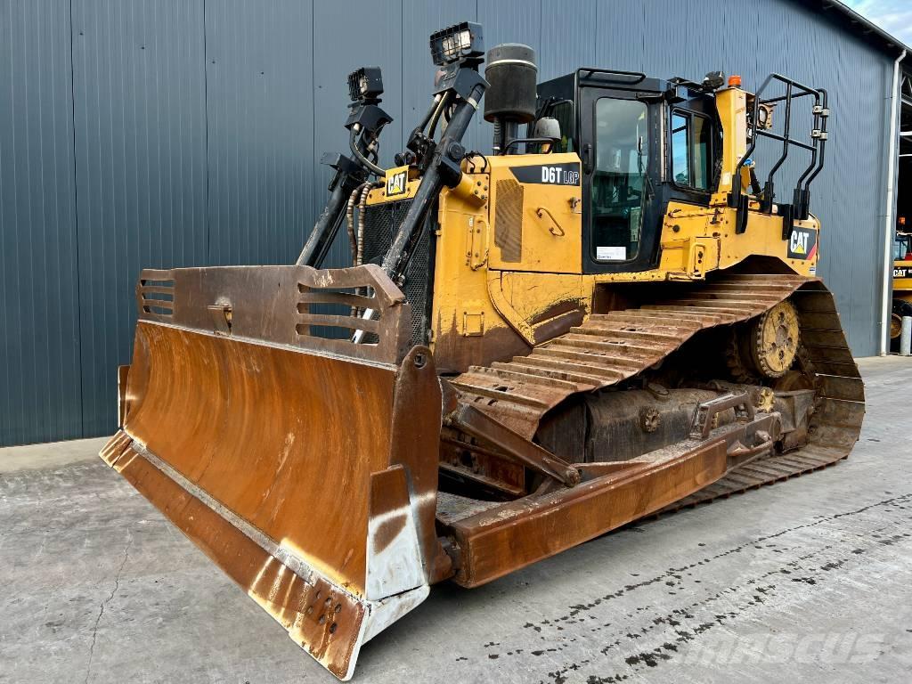 CAT D6T LGP Buldožeri gusjeničari