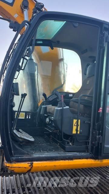 JCB JS 130 Bageri gusjeničari
