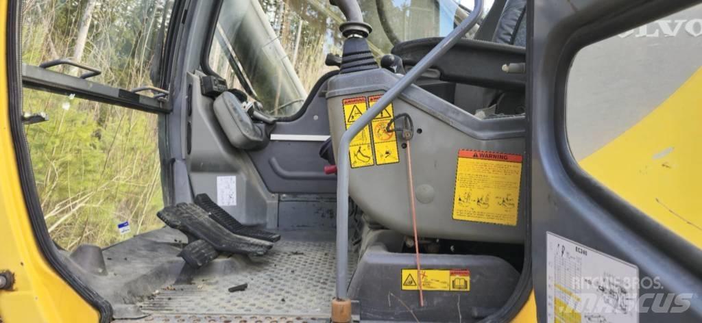 Volvo EC 240 LC Bageri gusjeničari