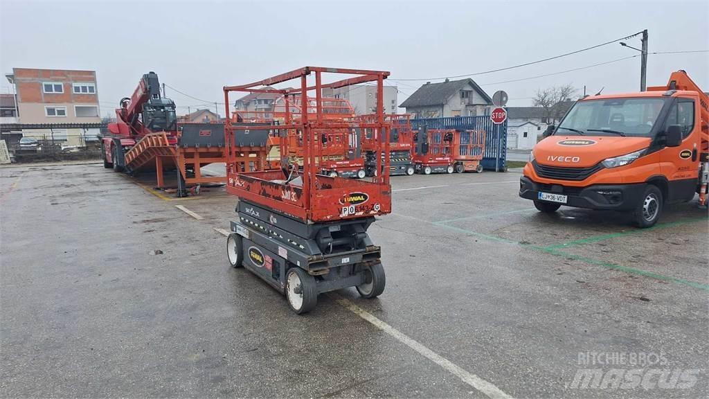 SkyJack SJIII3220 Škaraste platforme