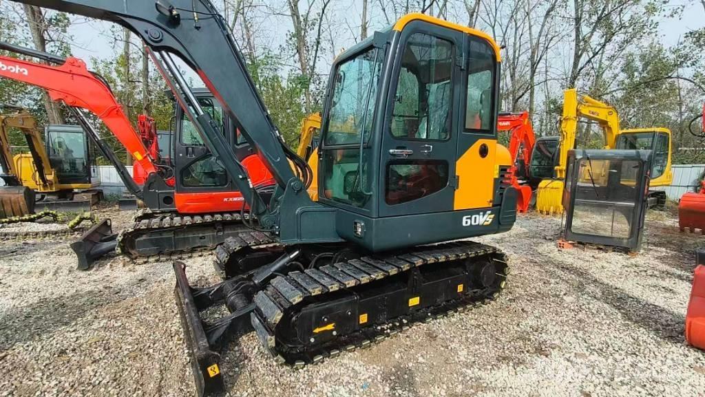 Hyundai R60-VS Mini bageri <7t