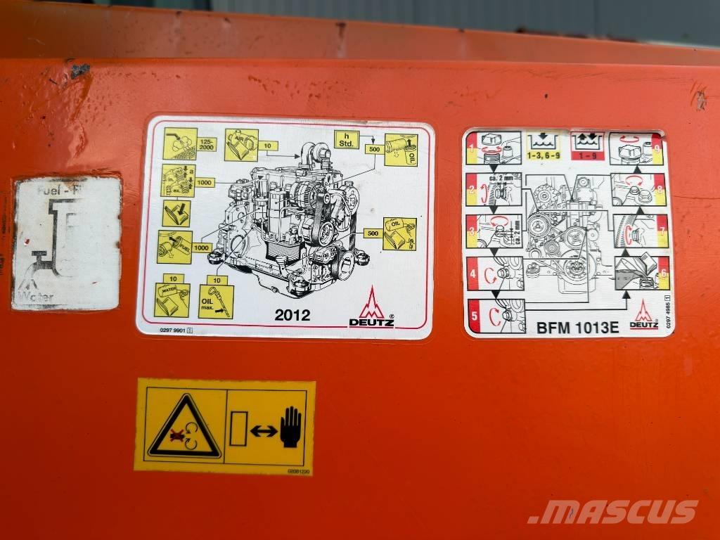 Hamm GRW15 Gumeni valjci na kotačima