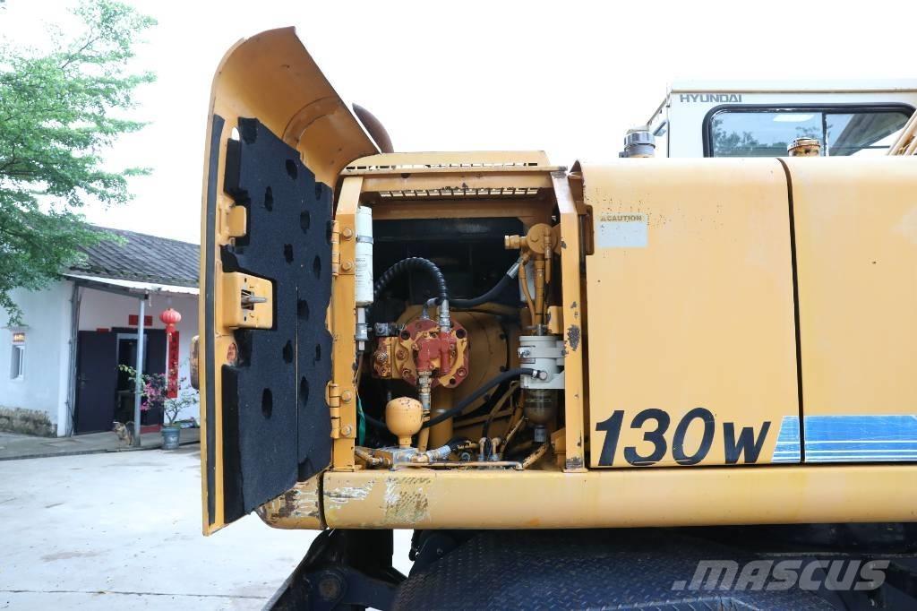 Hyundai Robex 130 W Bageri na kotačima