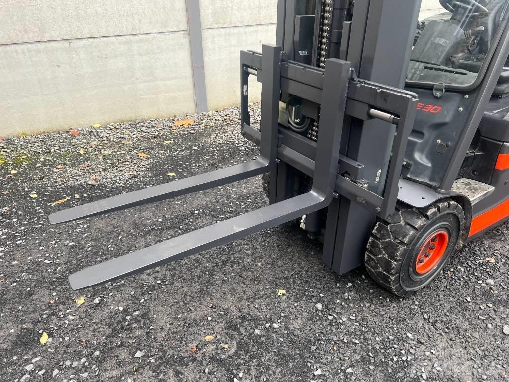 Linde E30L-01 Električni viličari