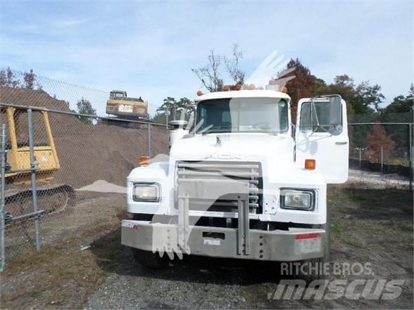 Mack DM600 Ostalo