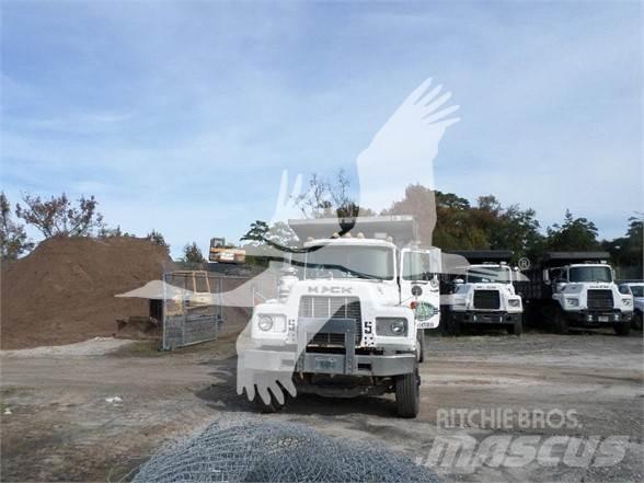 Mack DM600 Ostalo