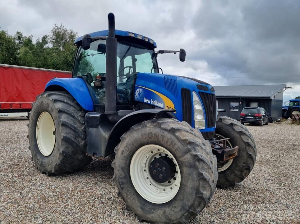 New Holland T 8040 Traktori