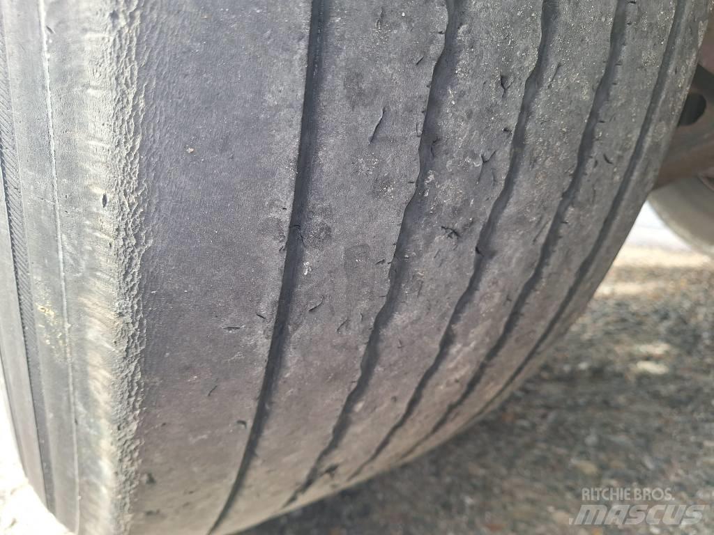Krone Gardin trailer Poluprikolice sa ceradom