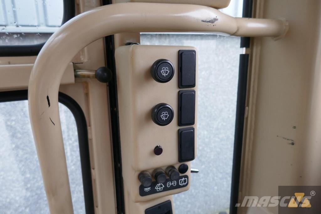 CAT 140H Ex-army Grejderi