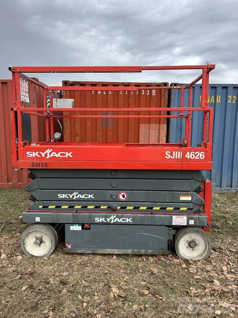 SkyJack SJ III 4626 Škaraste platforme