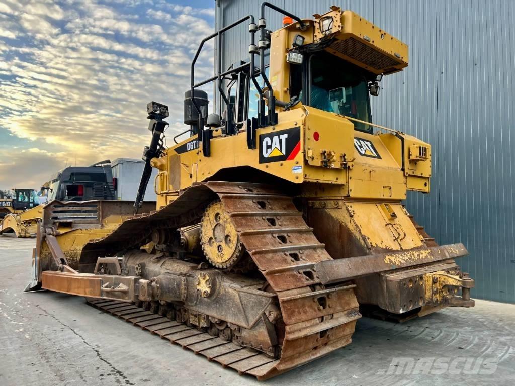 CAT D6T LGP Buldožeri gusjeničari