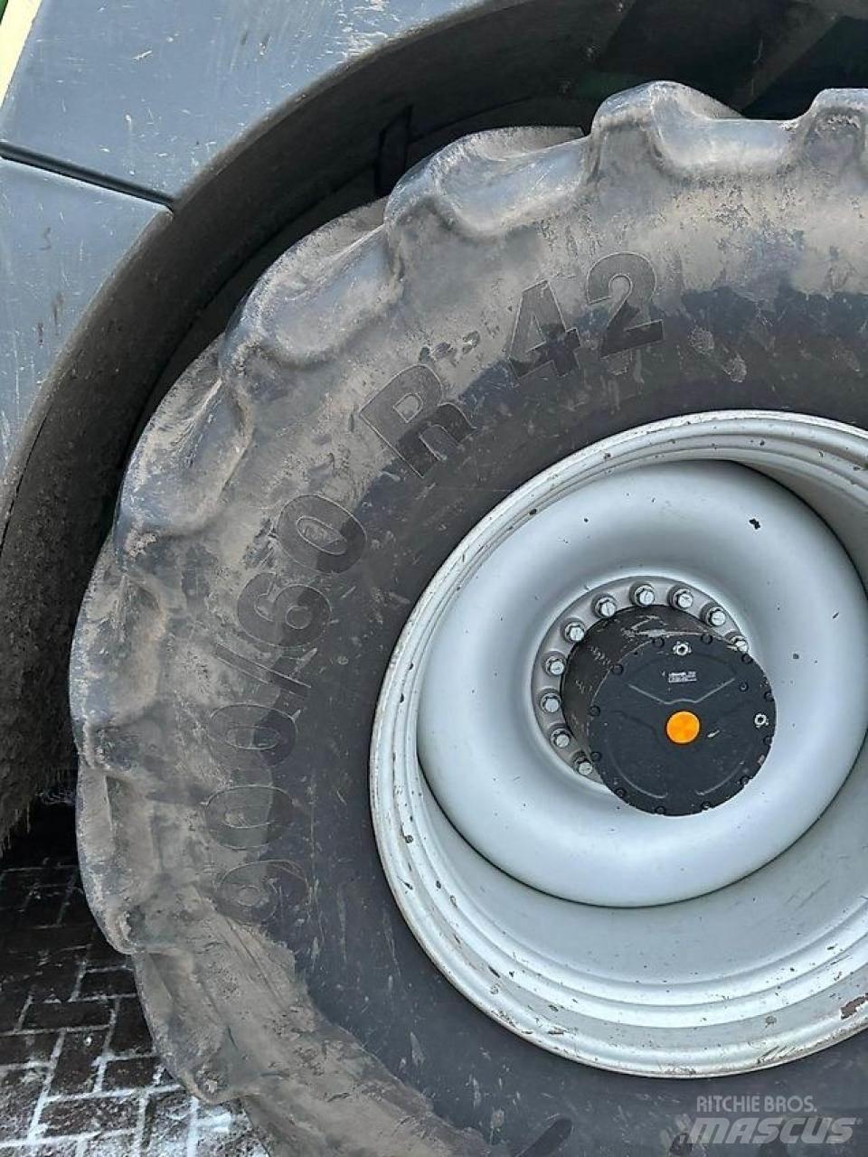 Krone Big X 630 Strojevi za krmu na vlastiti pogon