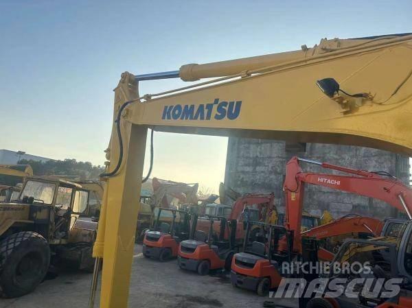 Komatsu PC130 Bageri gusjeničari