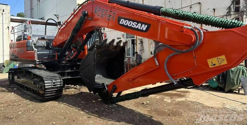 Doosan DX340 Bageri gusjeničari