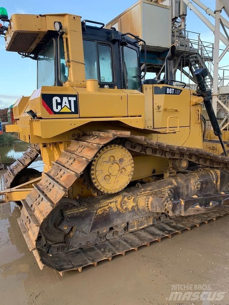 CAT D 6 T LGP Buldožeri gusjeničari